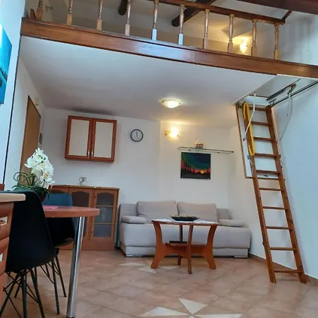 Jadranka * プーラ